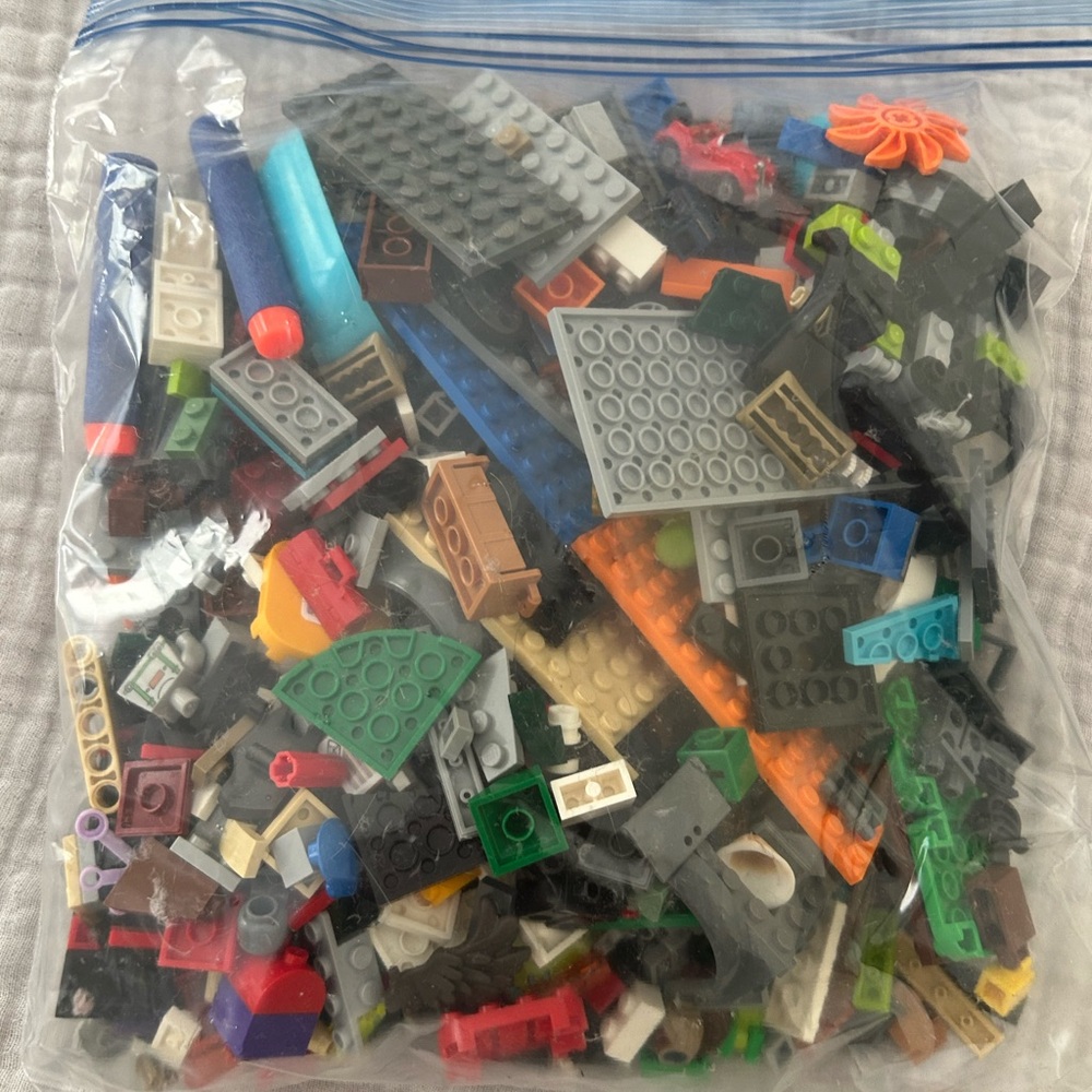 Lego Assorted Color Brick Collection - Picture 3 of 5